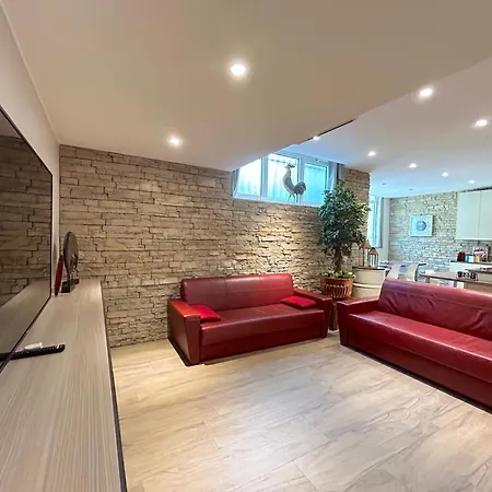 R39 Elegant Apartment With Private Parking Milan Exterior photo