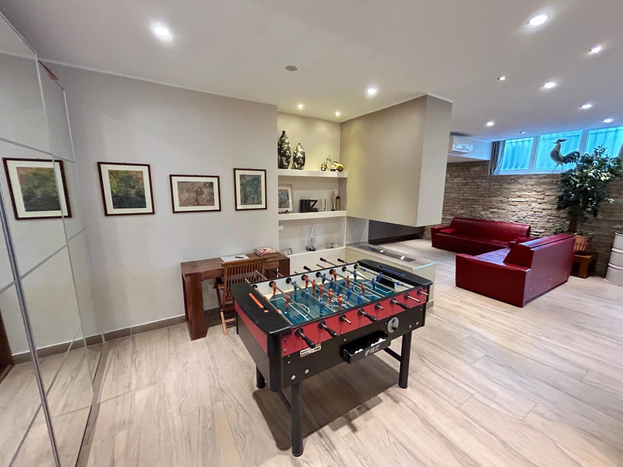 R39 Elegant With Private Parking Appartement