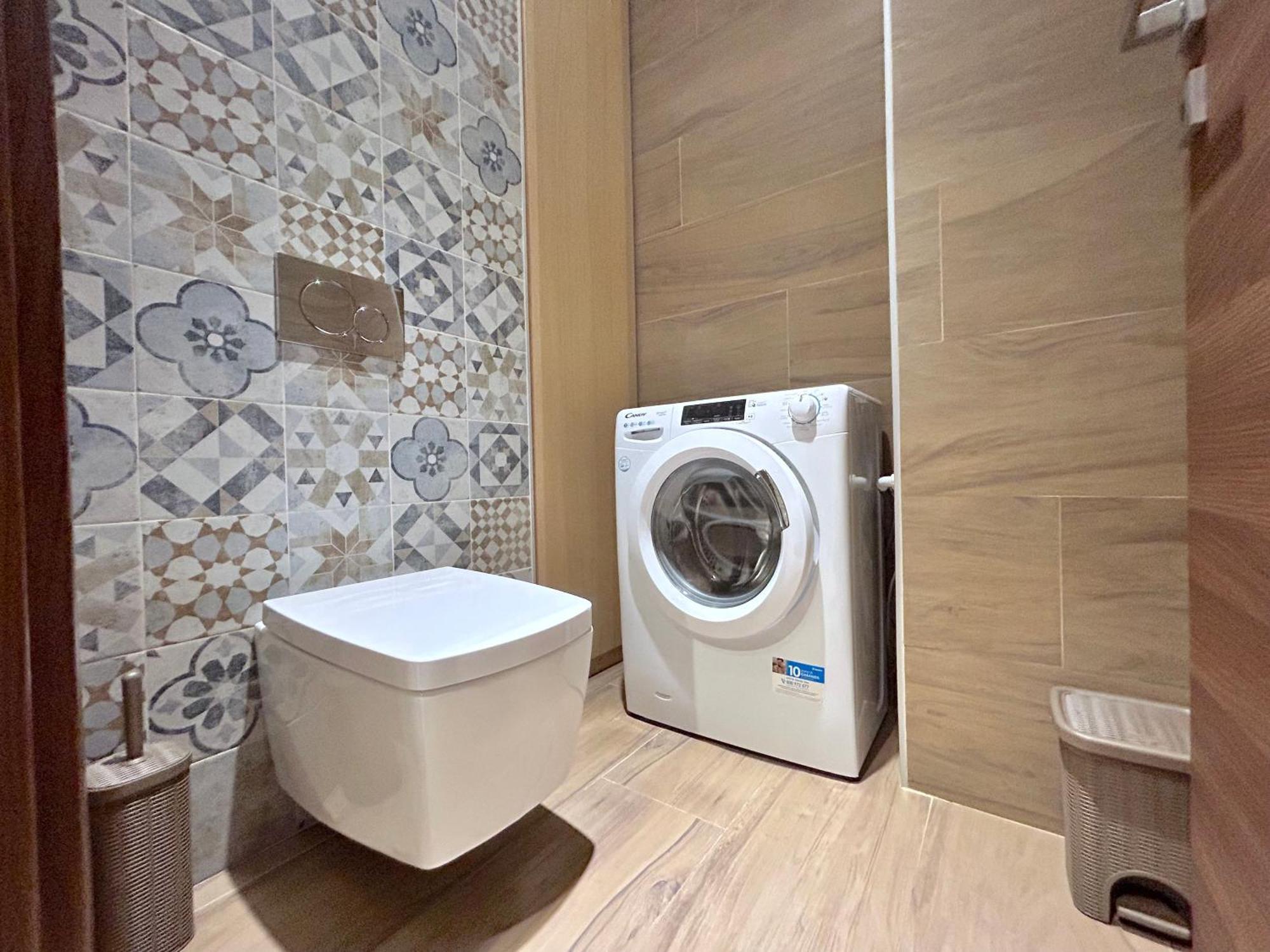 Appartement R39 Elegant With Private Parking
