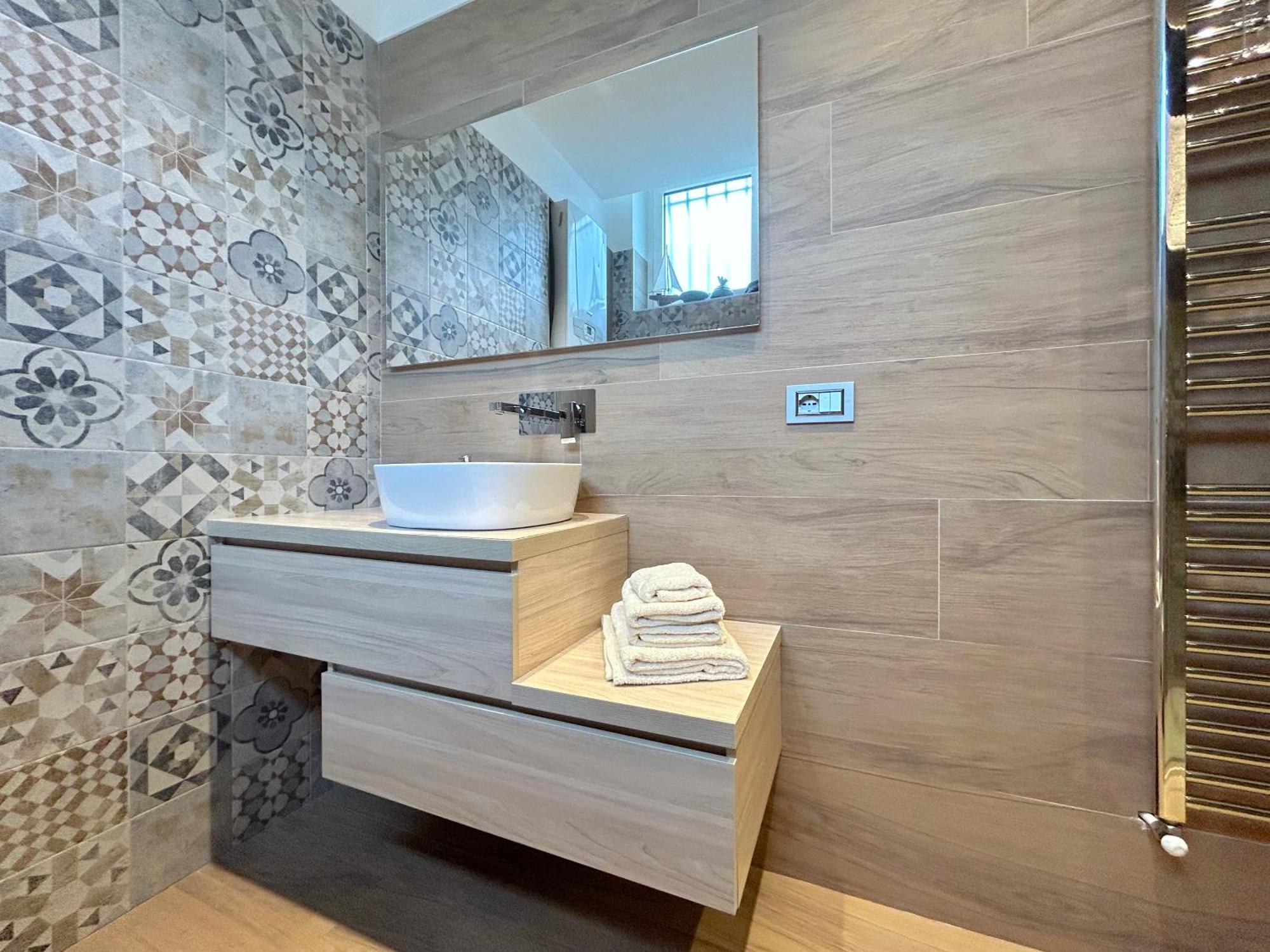 R39 Elegant With Private Parking Appartement *