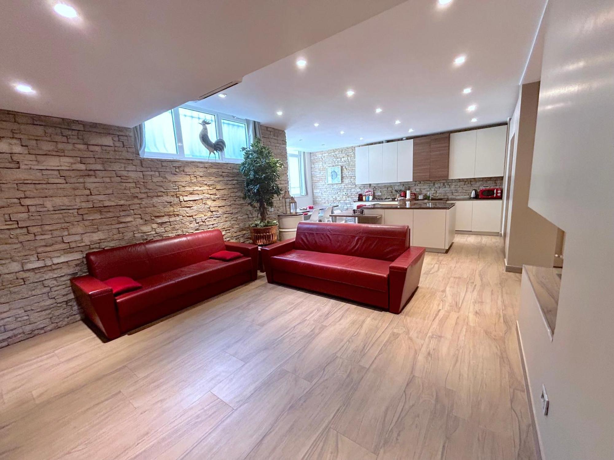 Appartement R39 Elegant With Private Parking